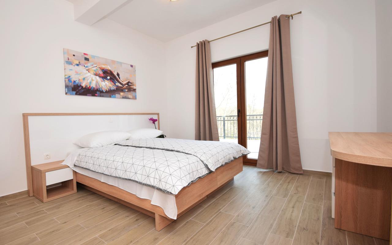 Apartments Paklenica Стариград-Пакленица Экстерьер фото