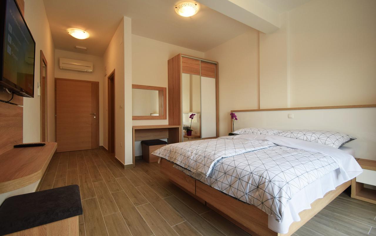 Apartments Paklenica Стариград-Пакленица Экстерьер фото
