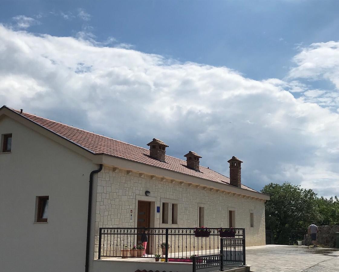 Apartments Paklenica Стариград-Пакленица Экстерьер фото